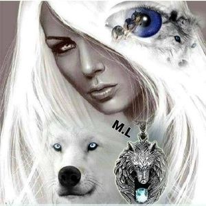 Meet your Posher, Melanie